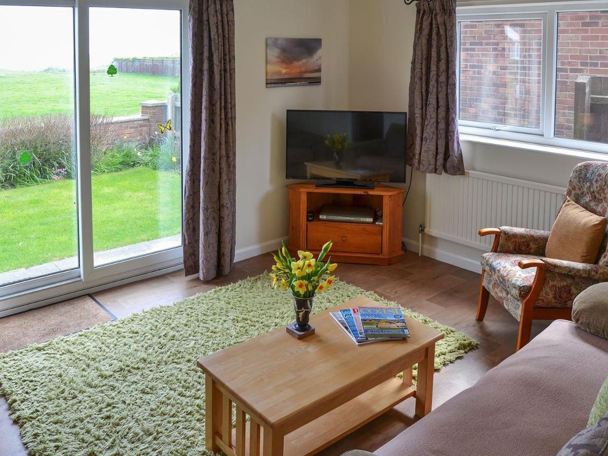 Rosemarys Sea View Villa Bacton  Екстериор снимка
